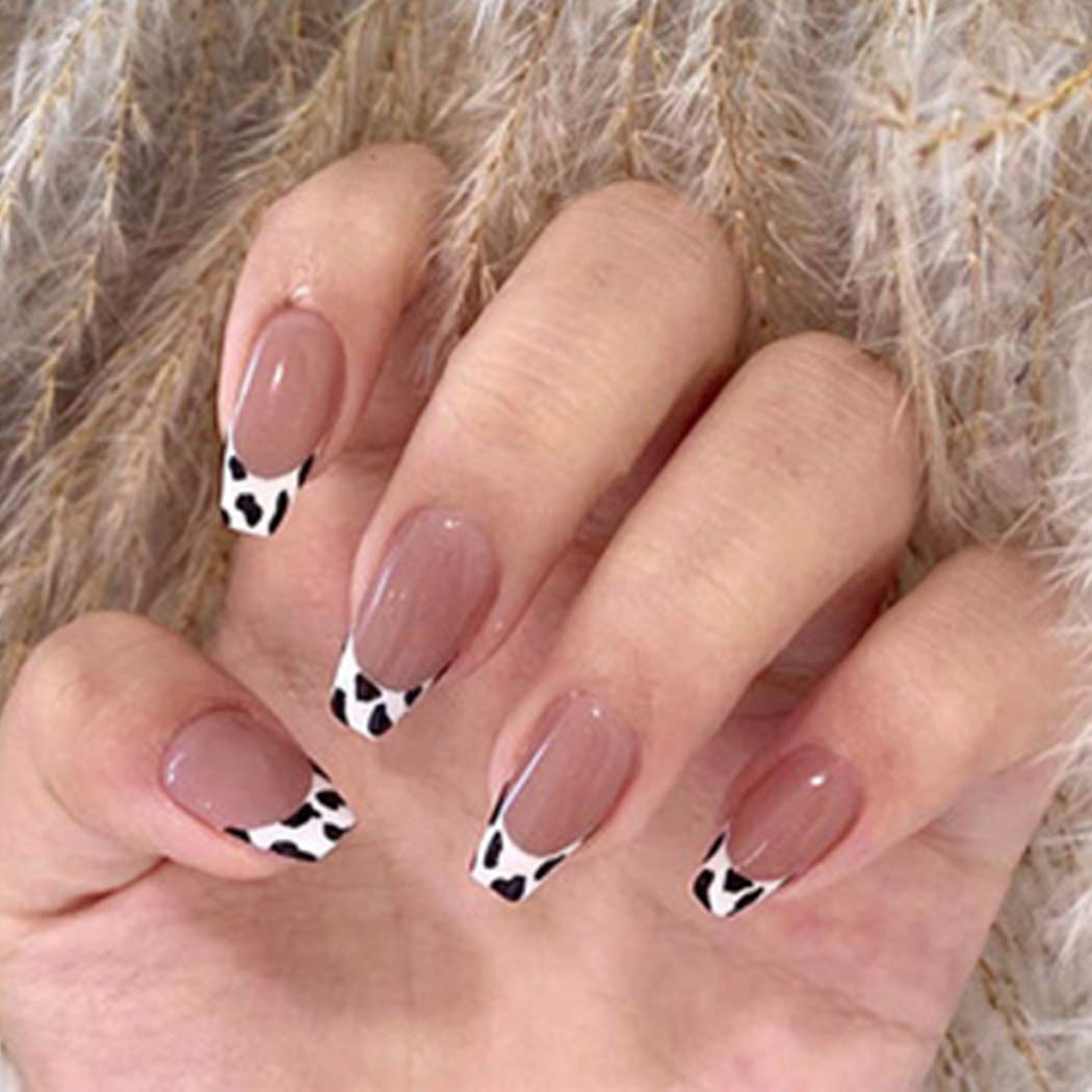 Detail Clear Cow Print Nails Nomer 36