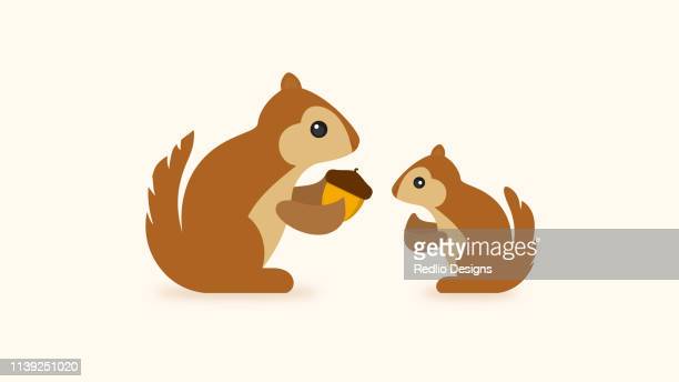 Detail Clipart Squirrel With Nuts Nomer 51