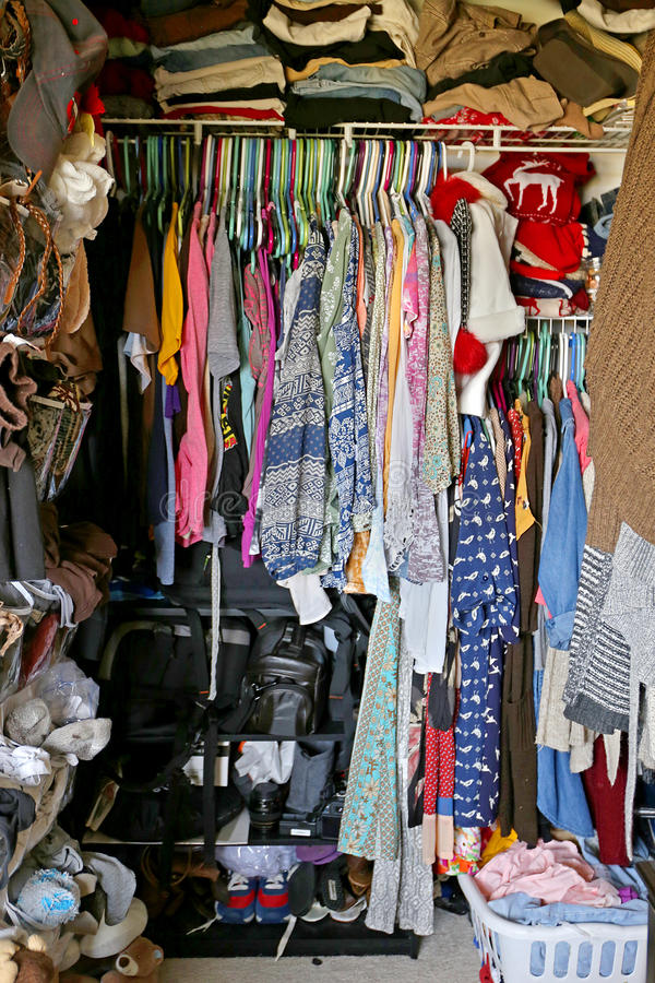 Detail Closet Images Free Nomer 20