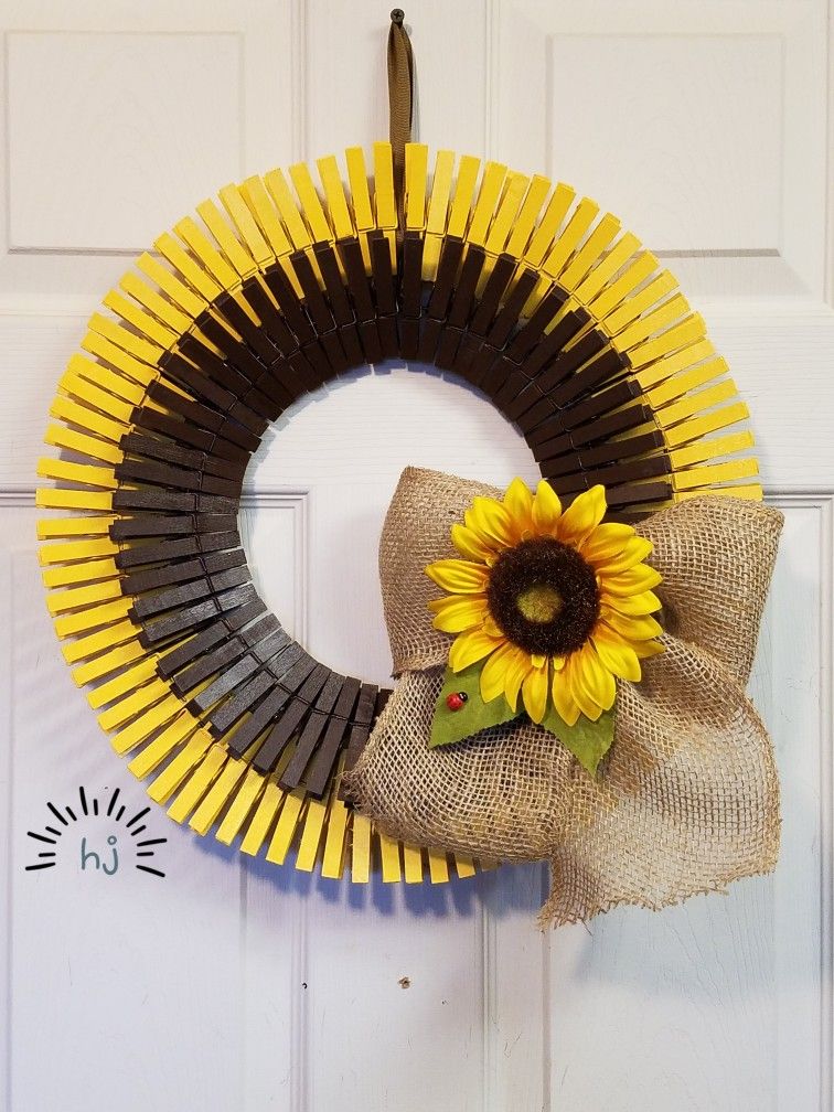 Detail Clothespin Sunflower Wreath Nomer 27