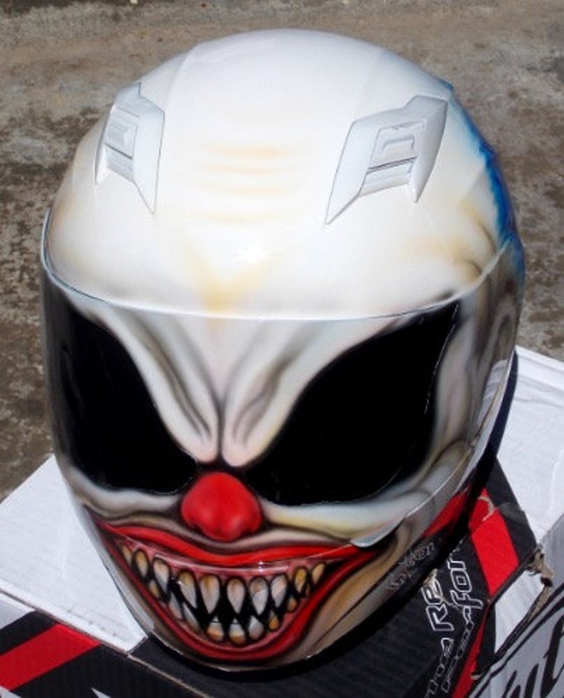 Detail Clown Motorcycle Helmet Nomer 52