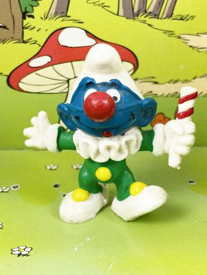 Detail Clown Smurf Nomer 6