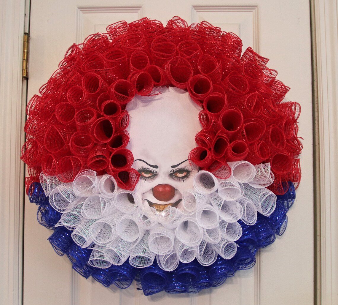 Detail Clown Wreath Nomer 8