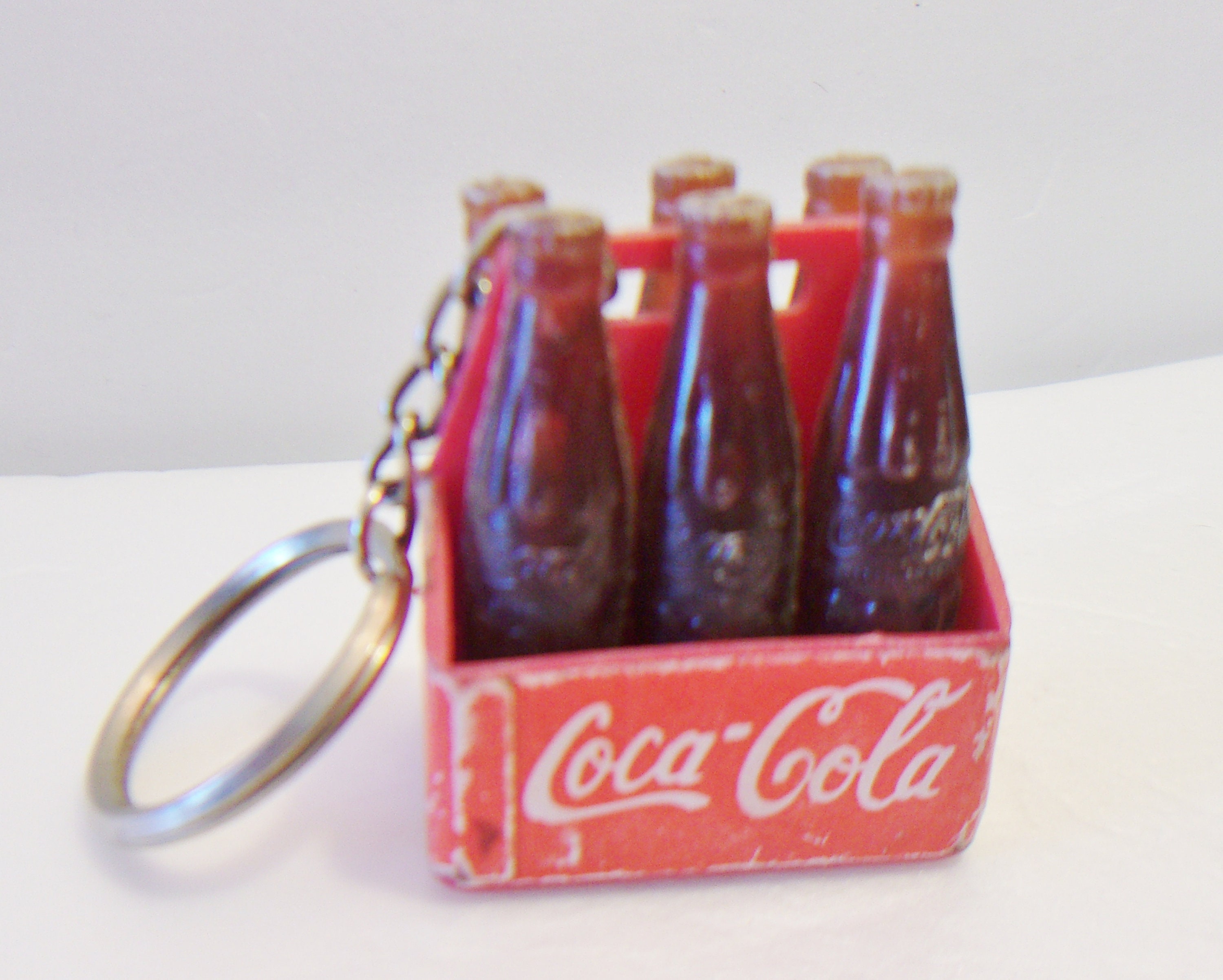 Detail Coca Cola Bottle Keychain Nomer 19