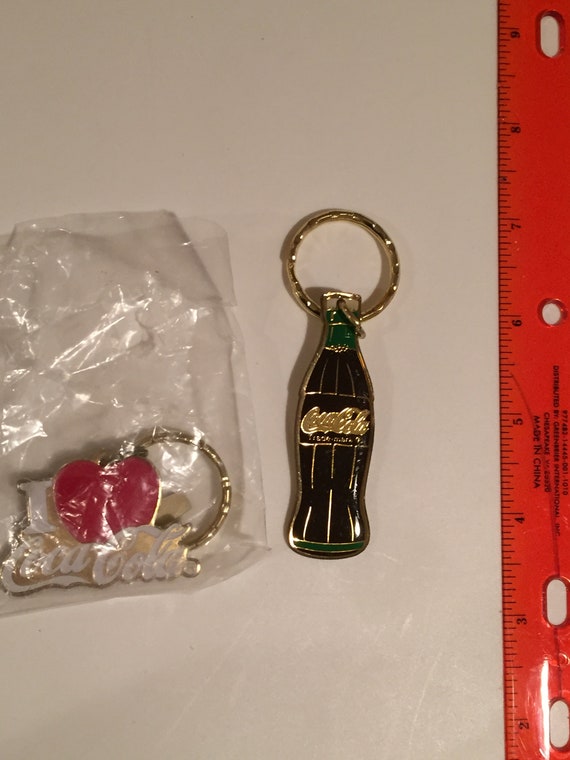 Detail Coca Cola Bottle Keychain Nomer 25