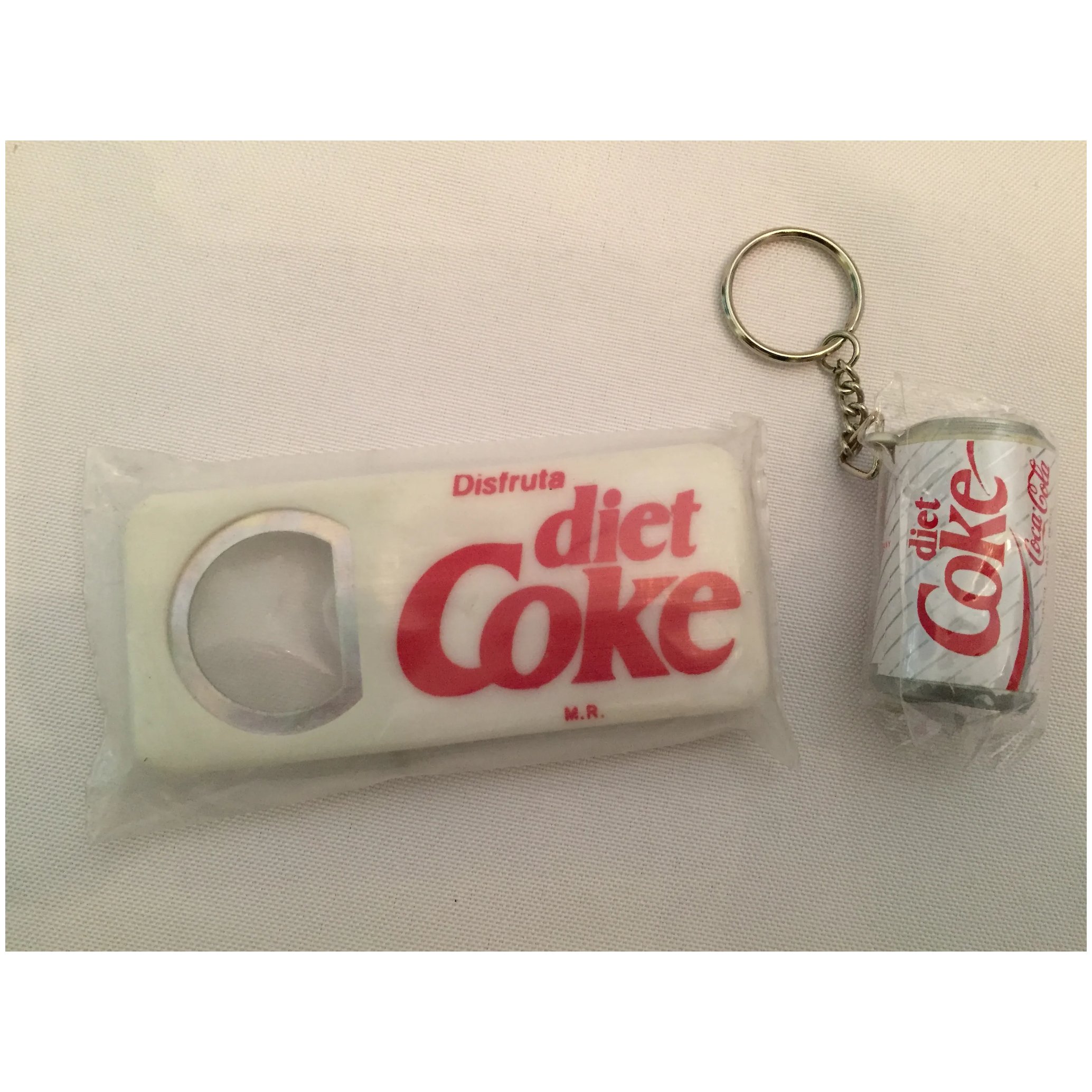 Detail Coca Cola Bottle Keychain Nomer 26