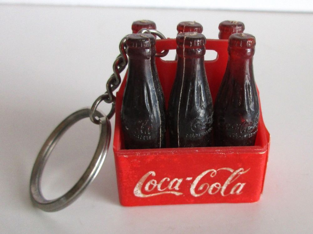 Detail Coca Cola Bottle Keychain Nomer 43