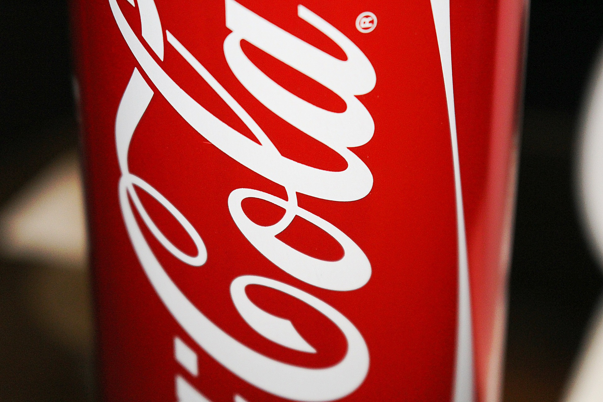 Detail Coca Cola Can Logo Nomer 33