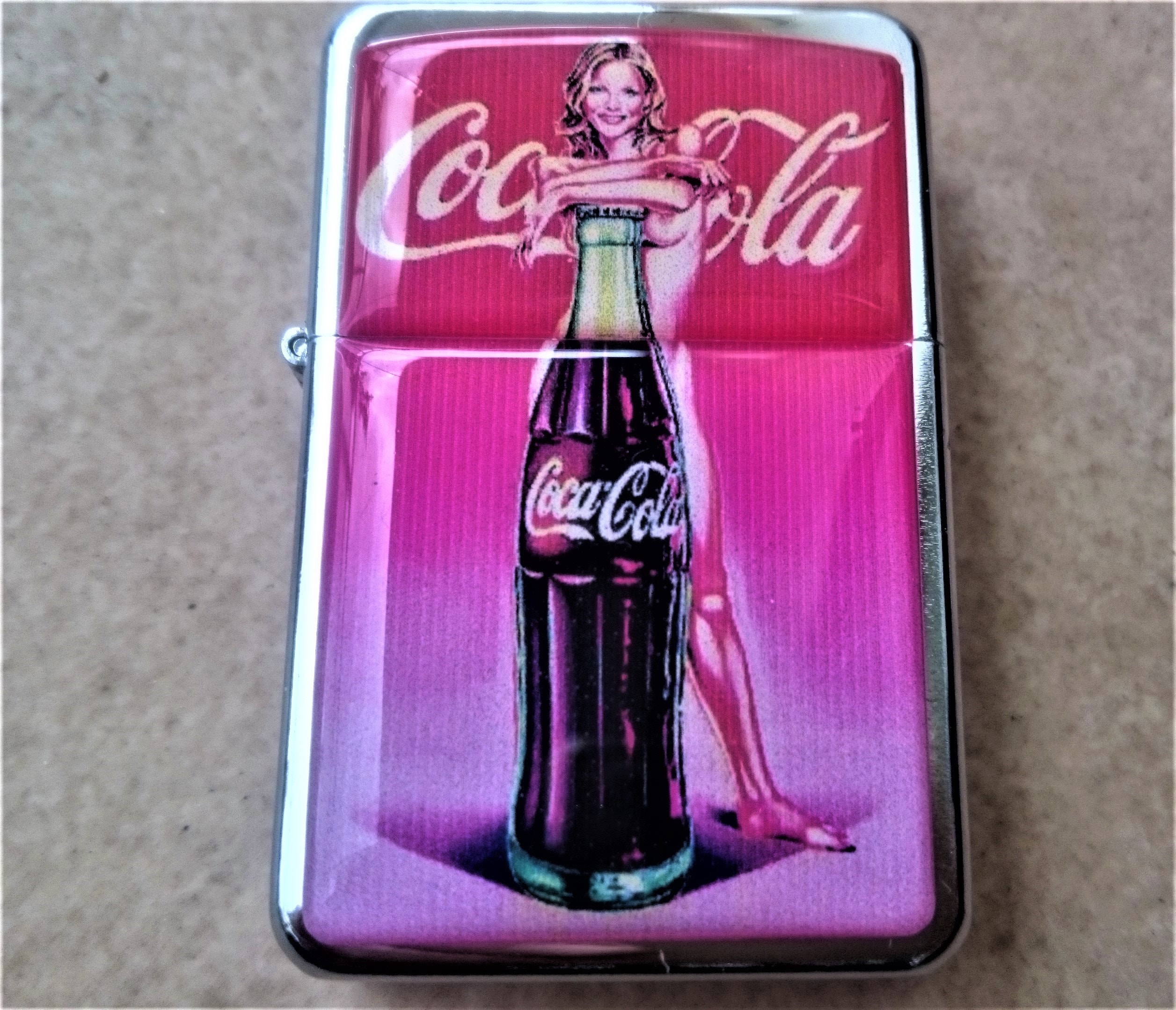 Detail Coca Cola Cigarette Lighter Nomer 10