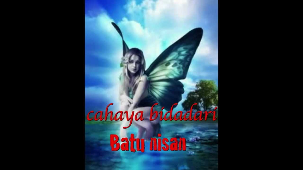 Detail Foto Batu Nisan Cahaya Bidadari Nomer 39