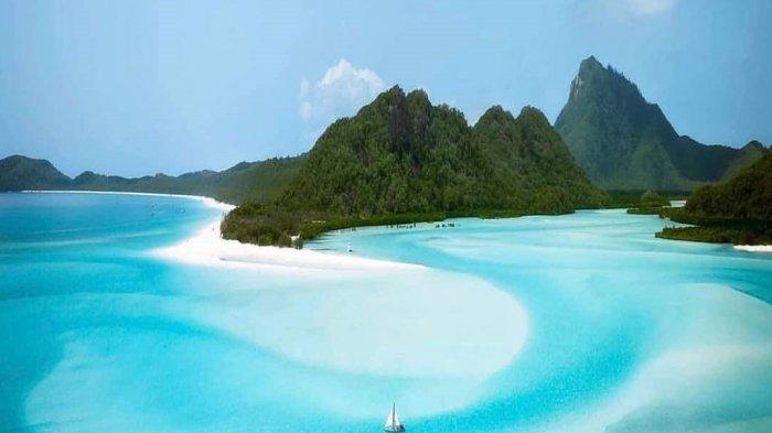 Download Pemandangan Pantai Tercantik Nomer 14