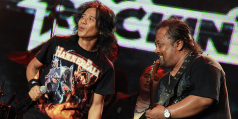 Detail Power Metal Serigala Malam Nomer 24