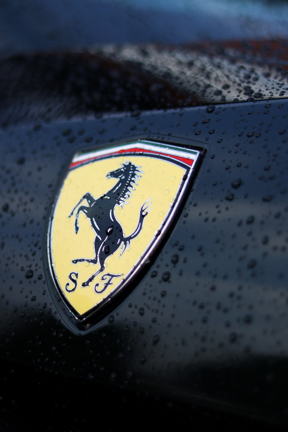 Detail Ferrari Emblem Image Nomer 27