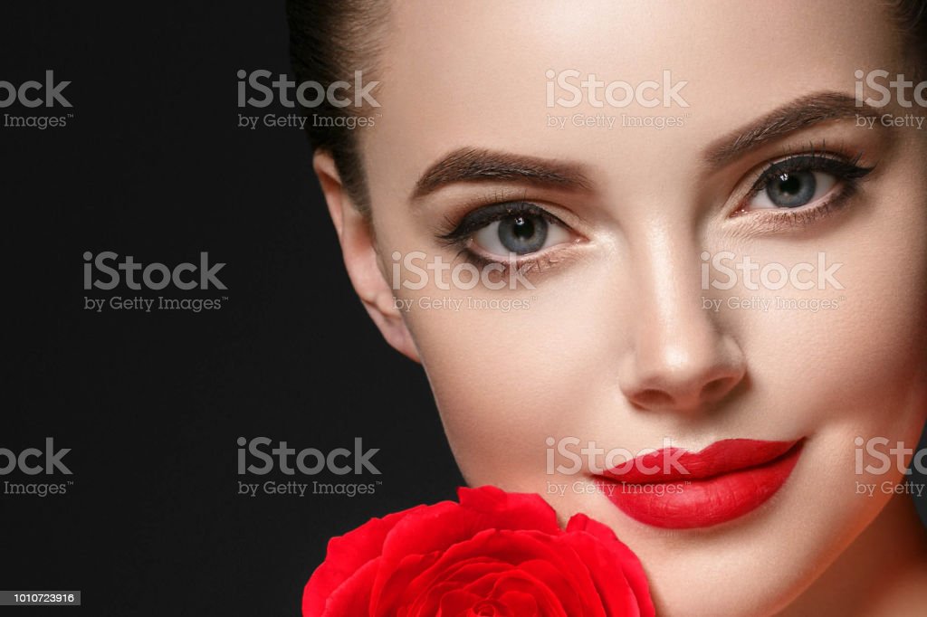 Detail Gambar Bunga Mawar Yang Indah Nomer 42