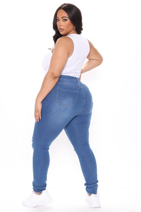 Detail Plus Size Model Jeans Nomer 4