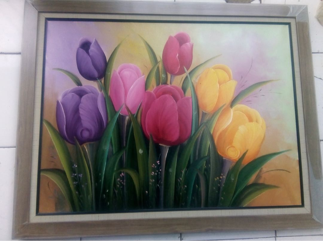 Detail Gambar Bunga Tulip Di Kanvas Nomer 27