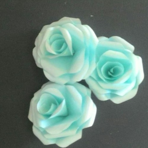 Detail Gambar Bunga Warna Hijau Tosca Nomer 12