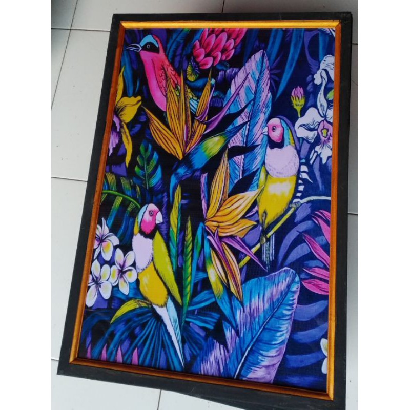 Detail Gambar Burung Lovebird Abstrak Nomer 21