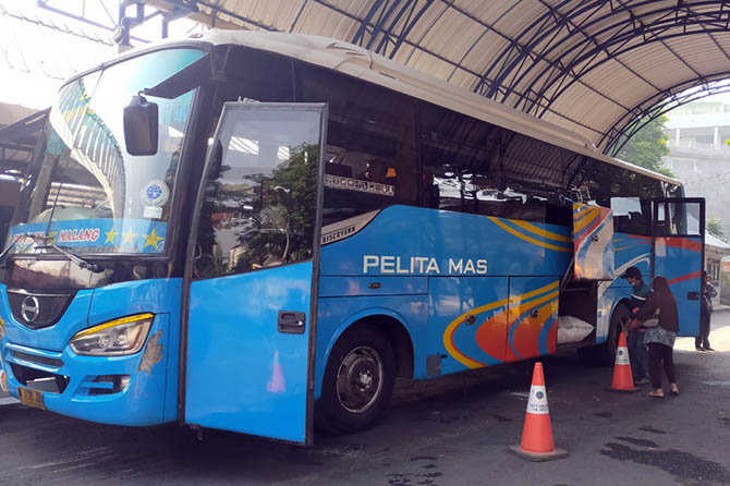 Detail Gambar Bus Antar Kota Nomer 35