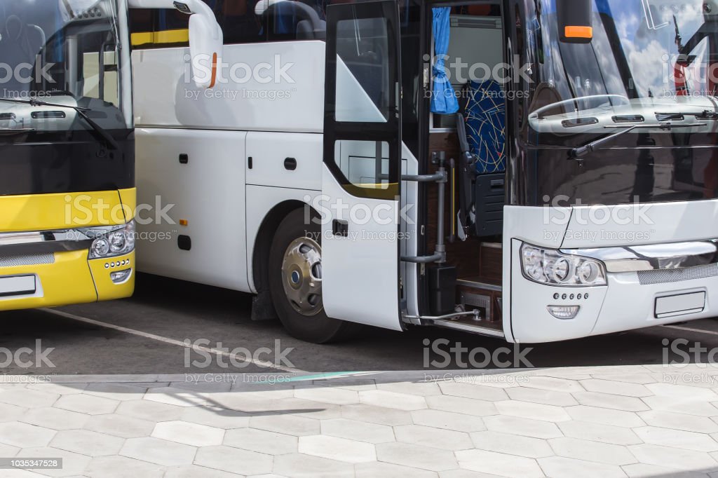 Detail Gambar Bus Besar Nomer 32