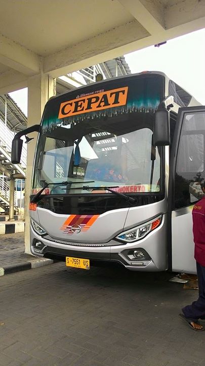 Detail Gambar Bus Eka Nomer 37