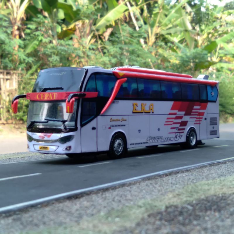 Detail Gambar Bus Eka Nomer 58