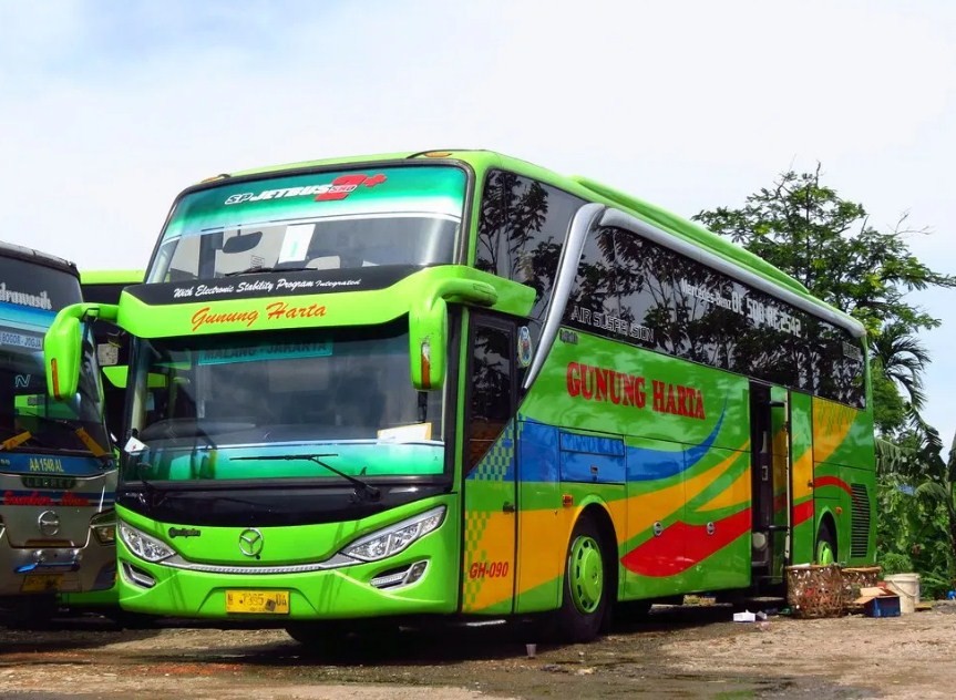 Gambar Bus Gunung Harta - KibrisPDR