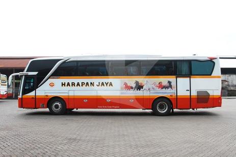 Download Gambar Bus Harapan Jaya Nomer 18