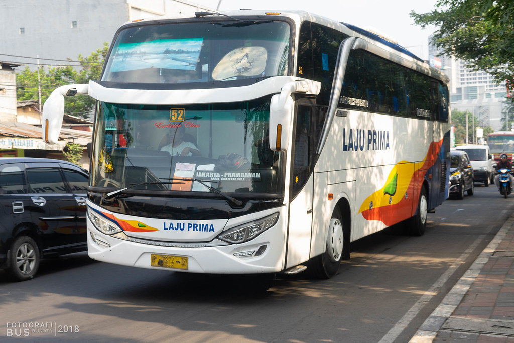 Detail Gambar Bus Laju Prima Nomer 15