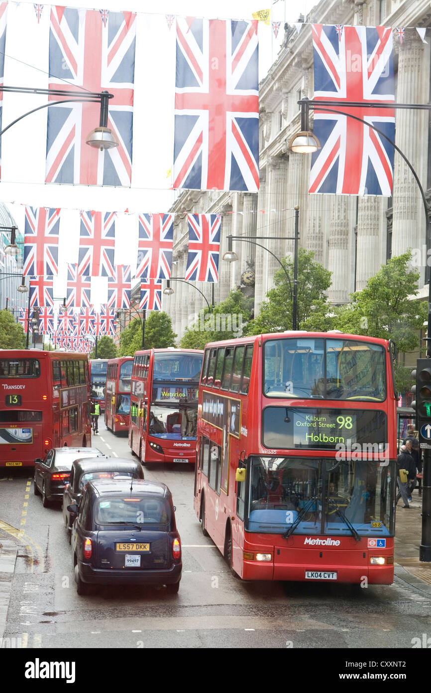 Detail Gambar Bus London Nomer 32