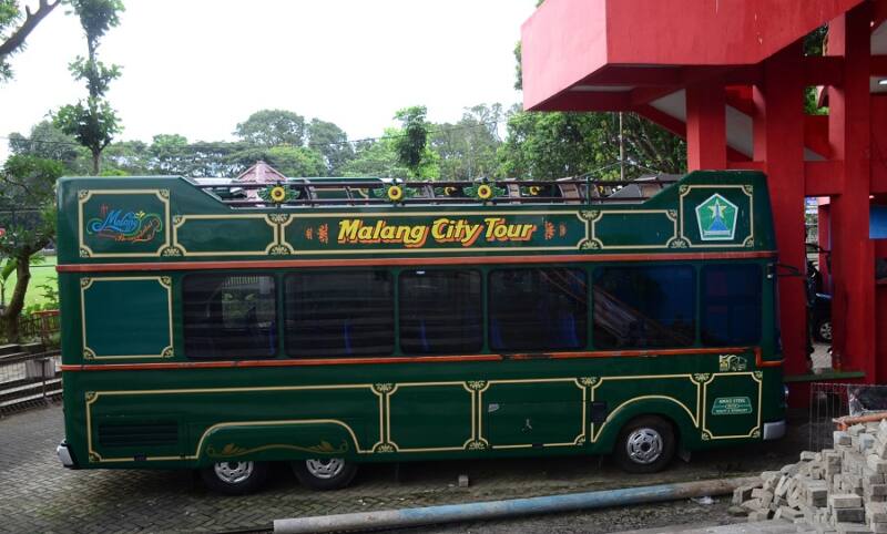 Detail Gambar Bus Macyto Nomer 21