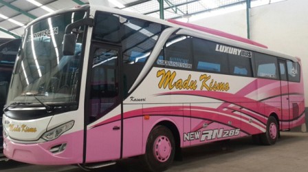 Detail Gambar Bus Madu Kismo Nomer 10