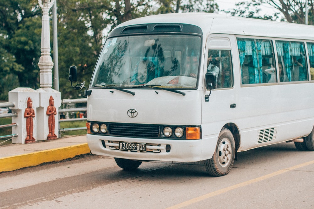 Detail Gambar Bus Mini Nomer 3