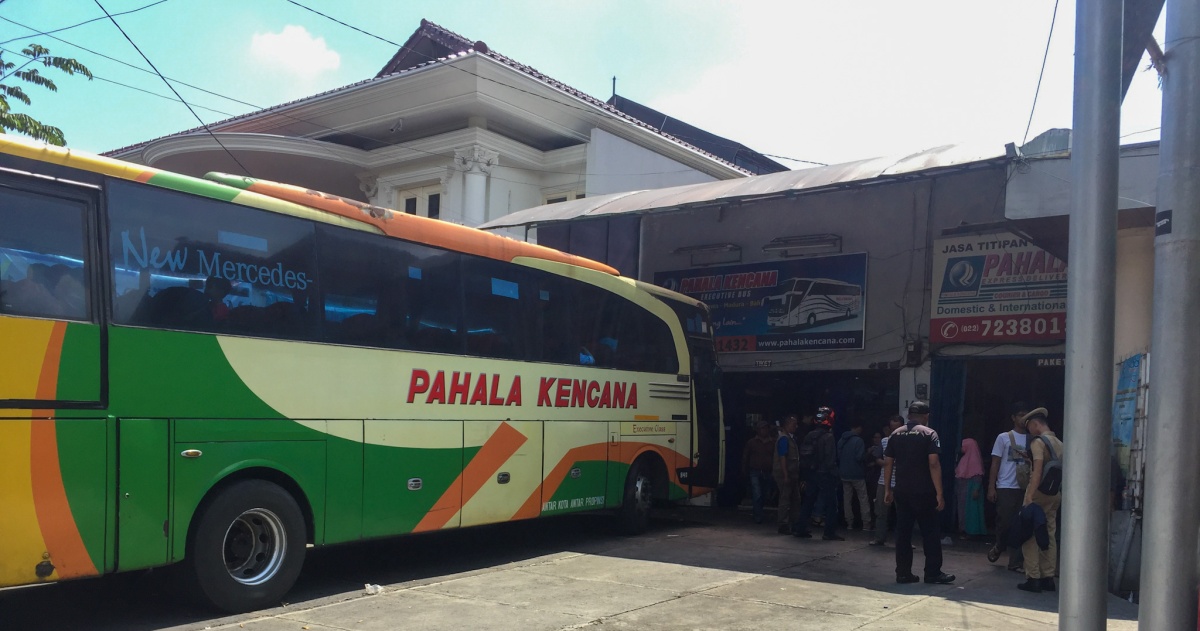 Detail Gambar Bus Pahala Kencana Nomer 23