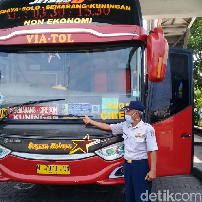 Detail Gambar Bus Pariwisata Gambar Bus Antar Kota Provinsi Nomer 28