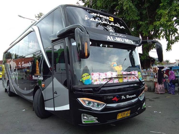 Detail Gambar Bus Po Haryanto Nomer 58