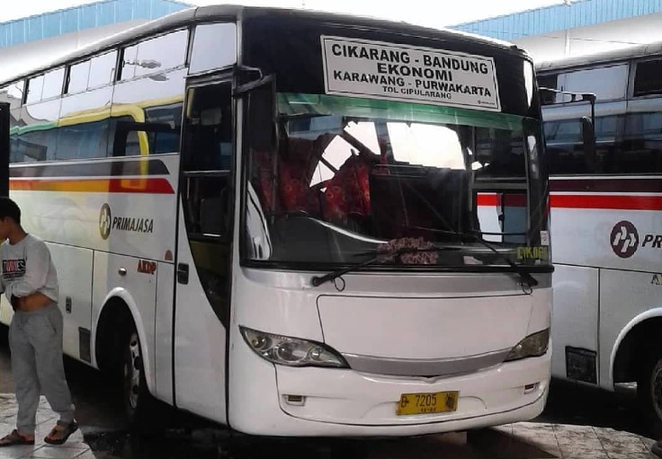 Detail Gambar Bus Primajasa Nomer 17