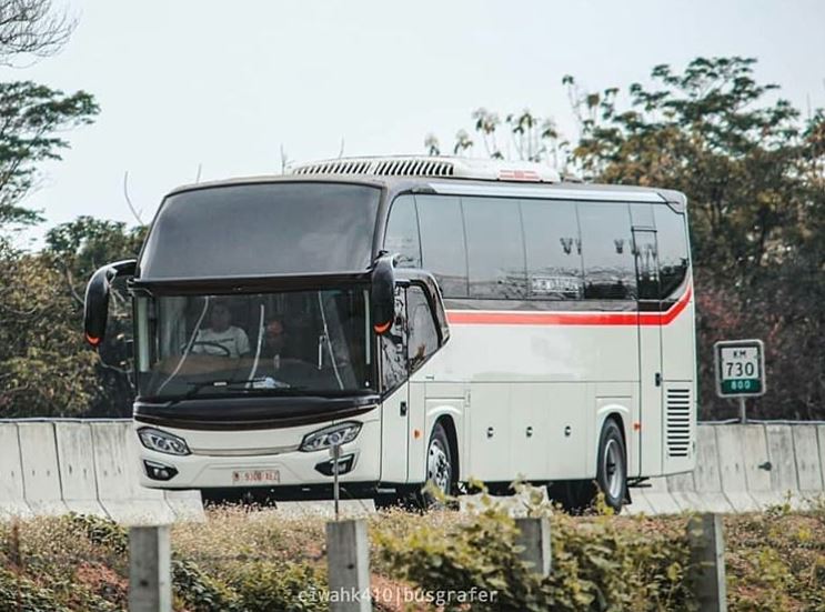 Detail Gambar Bus Primajasa Nomer 37