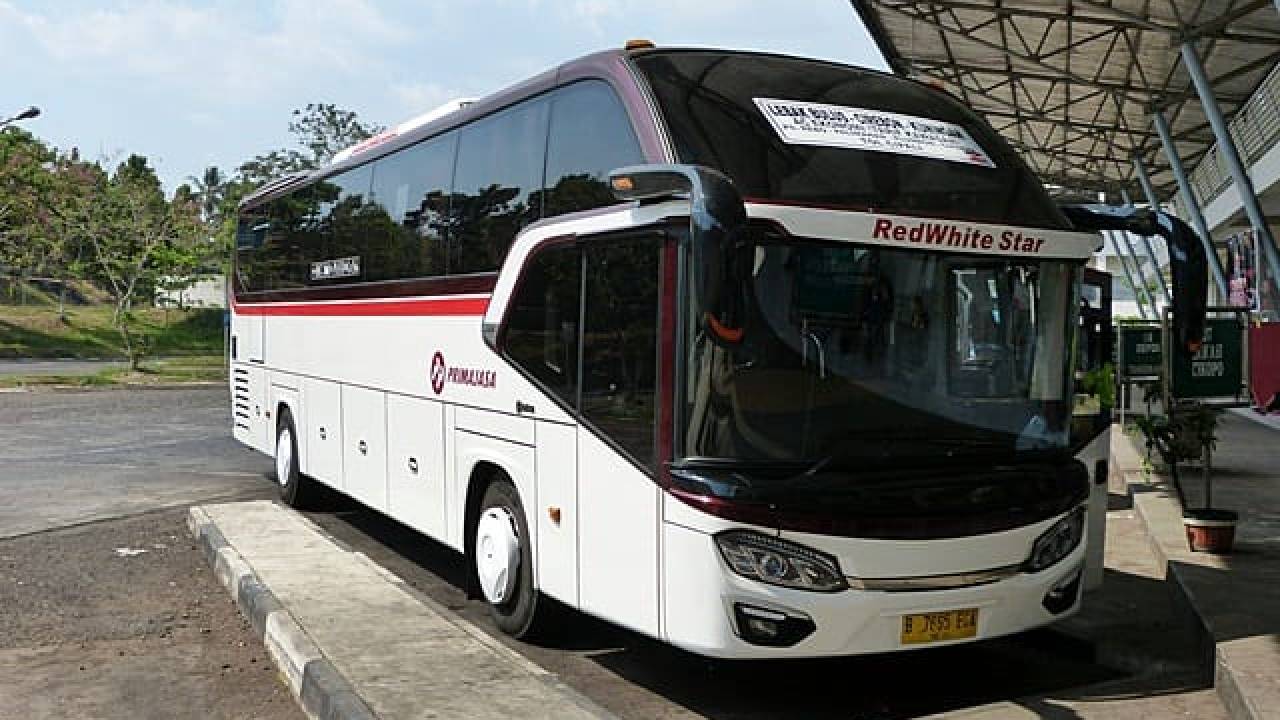 Detail Gambar Bus Primajasa Nomer 5