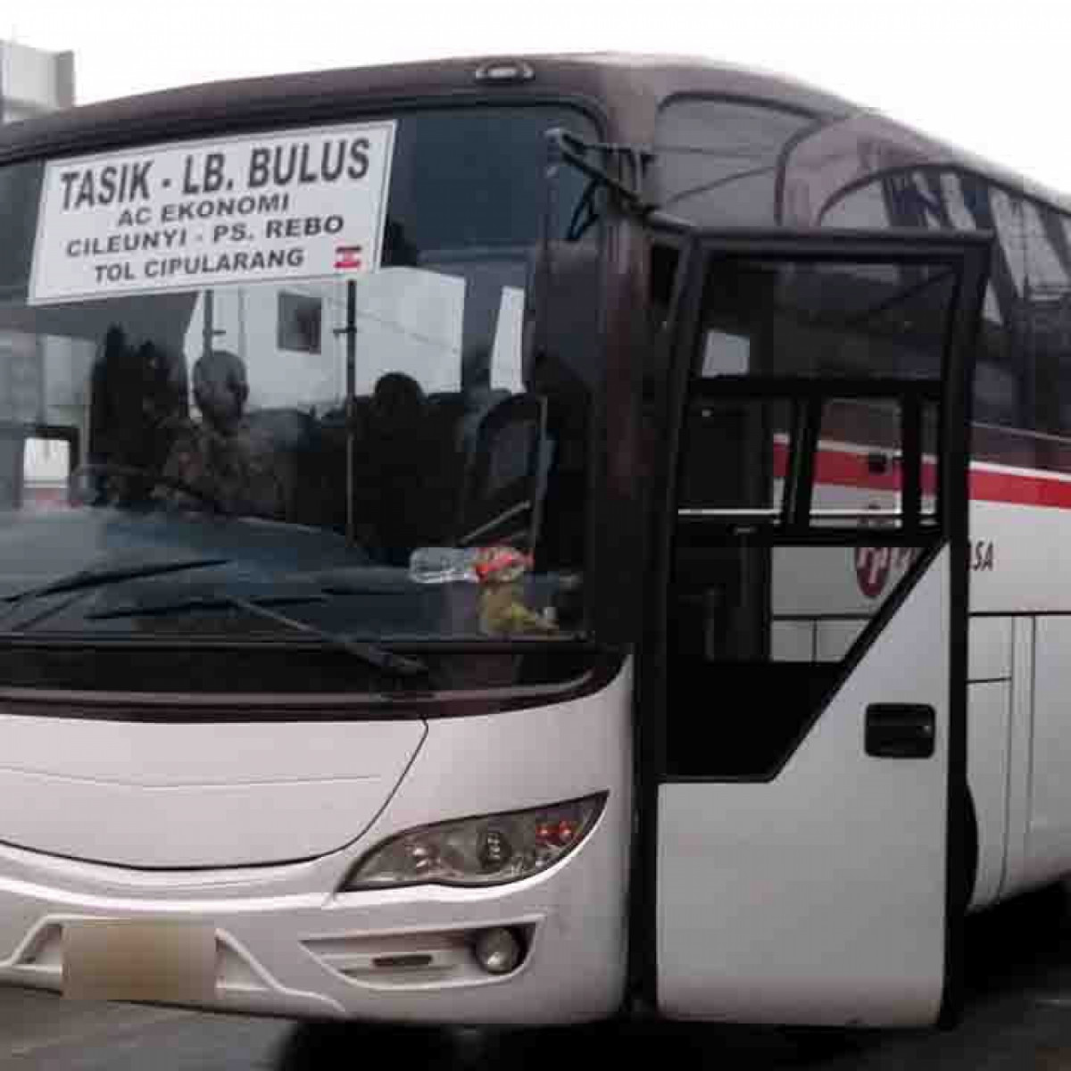 Detail Gambar Bus Primajasa Nomer 43