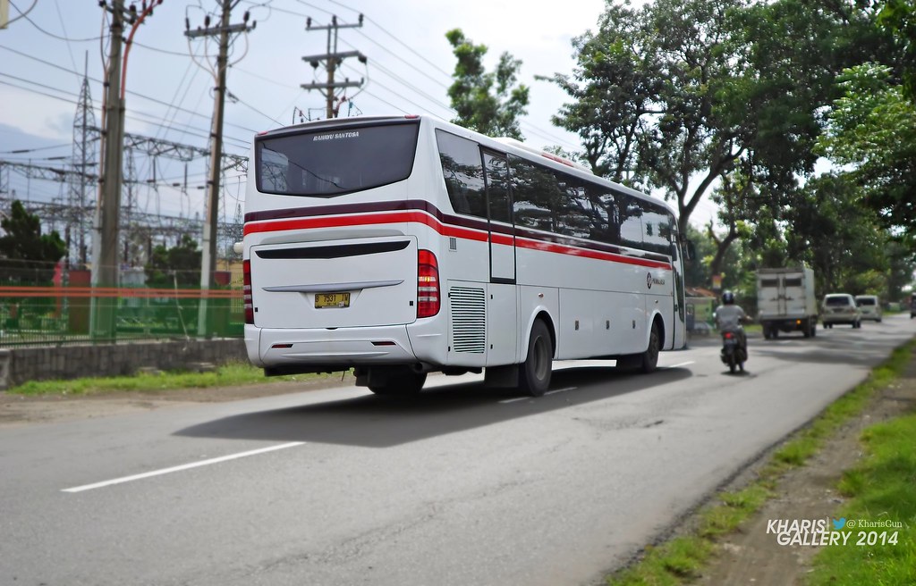 Detail Gambar Bus Primajasa Nomer 47