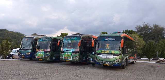 Detail Gambar Bus Pt Als Nomer 15