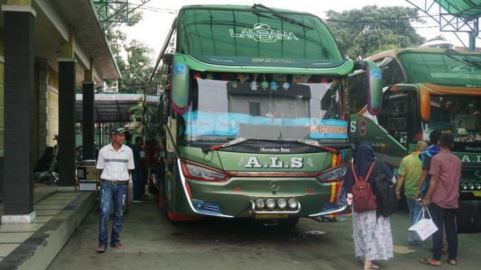 Detail Gambar Bus Pt Als Nomer 16