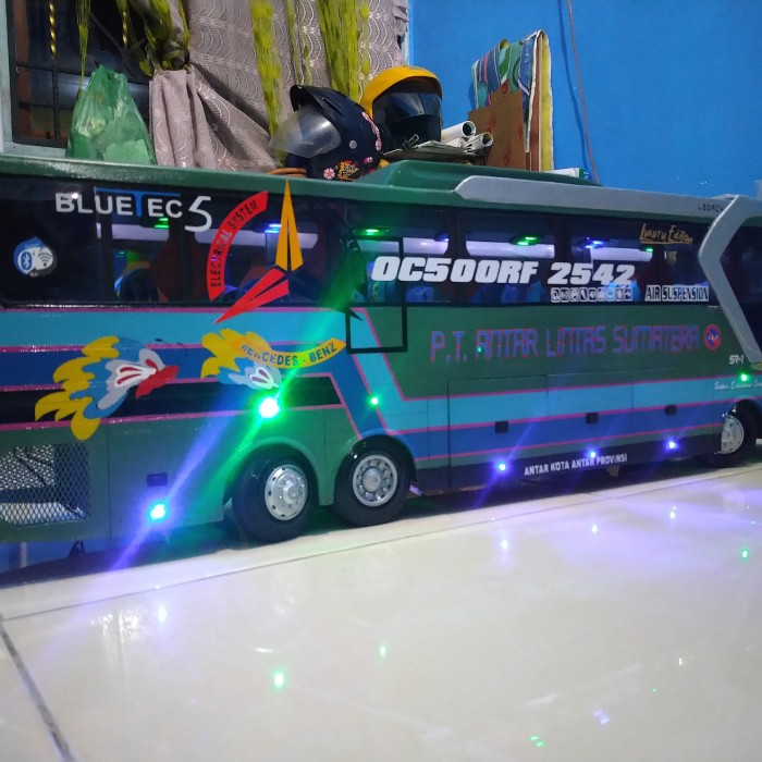 Detail Gambar Bus Pt Als Nomer 33