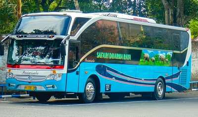 Detail Gambar Bus Safari Nomer 20