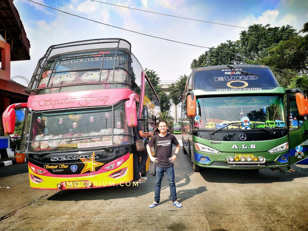 Detail Gambar Bus Sempati Star Nomer 34