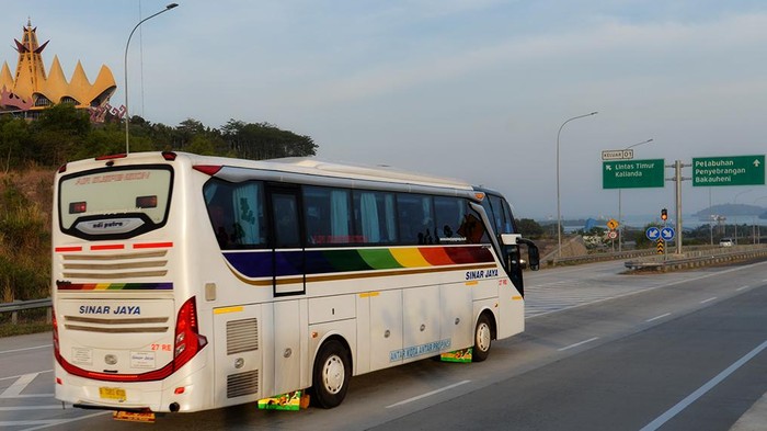 Detail Gambar Bus Sinar Jaya Nomer 2