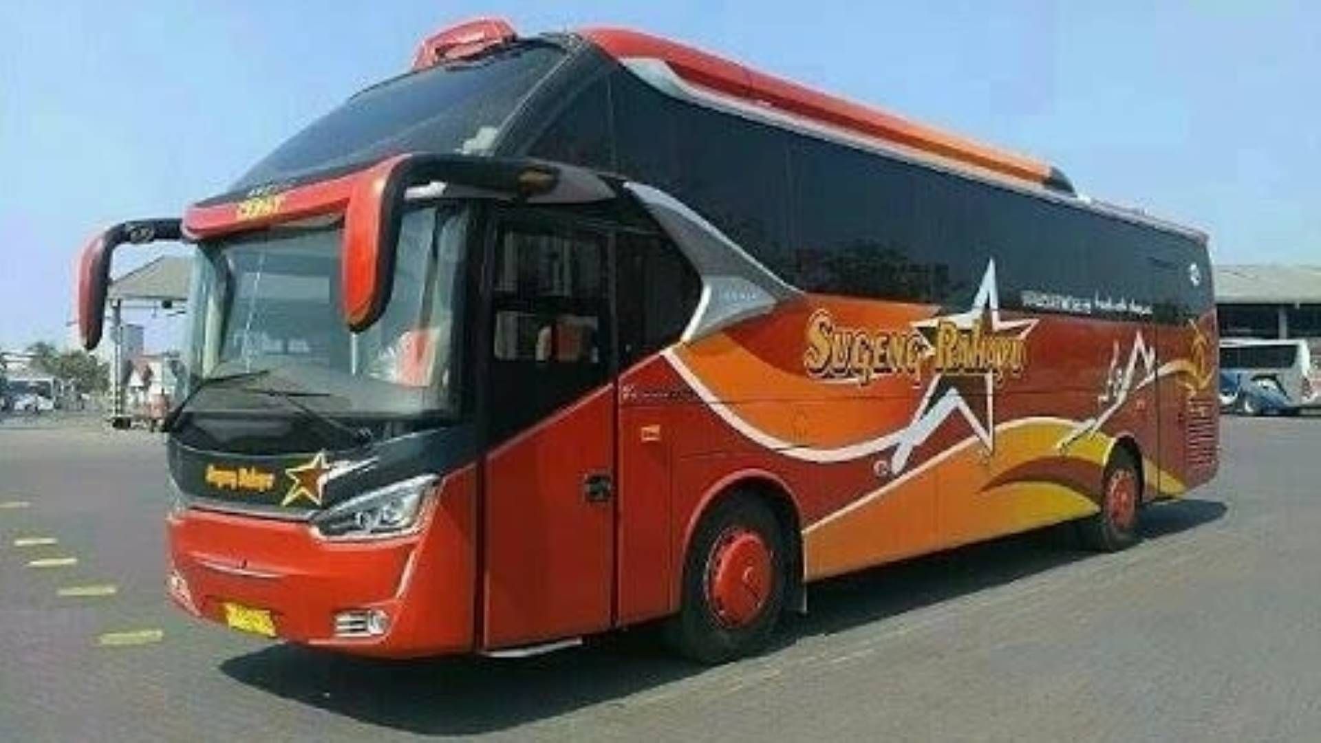 Detail Gambar Bus Sugeng Rahayu Terbaru Nomer 34