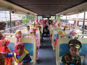 Detail Gambar Bus Untuk Anak Tk Nomer 51