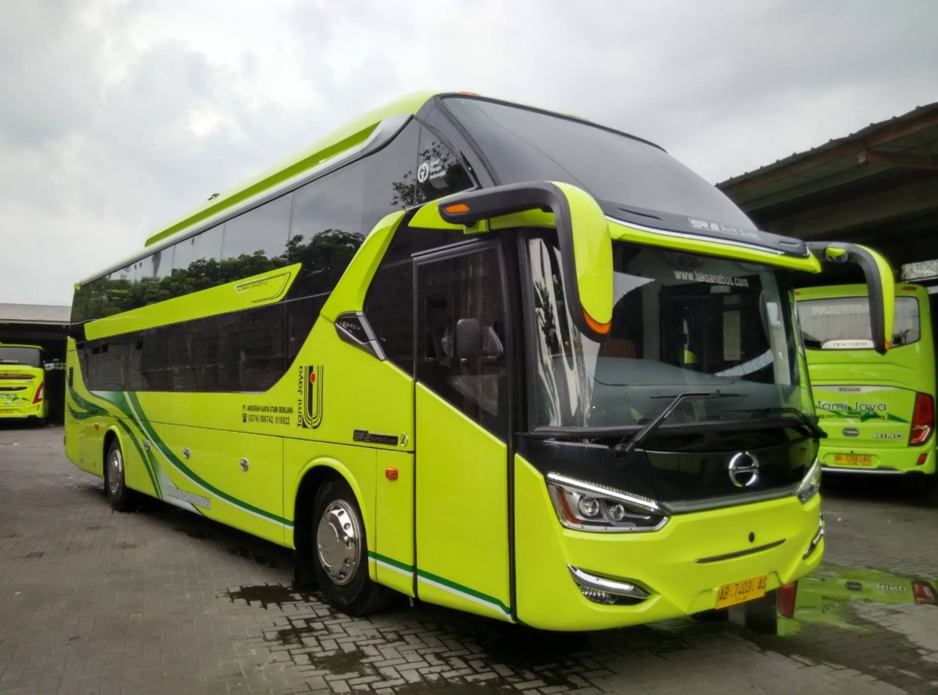 Detail Gambar Bus Vip Tdk Tingkat Nomer 4